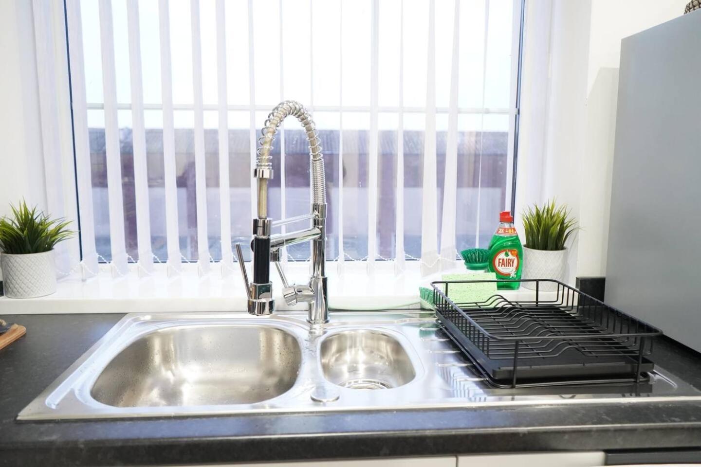 Apartment Modern 2br Flat Near Centre W Street Parking